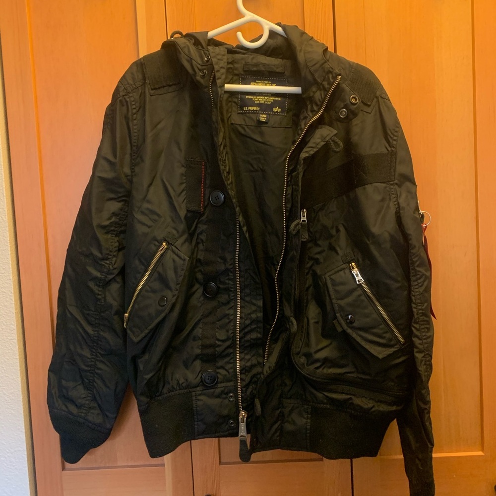 Alpha Industries Hooded Bomber Jacket sz L